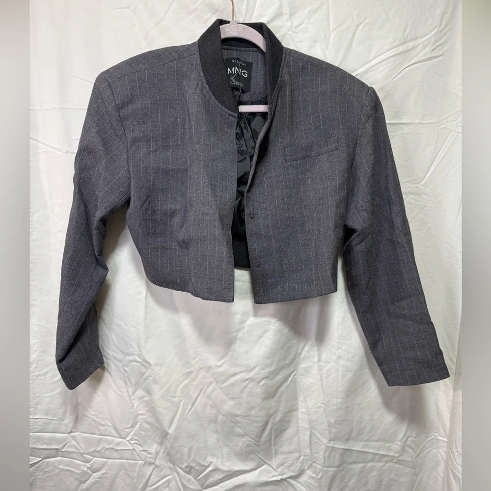 Mango Padded Shoulder Jacket with Wool Mix‎ Fabric. Size S.